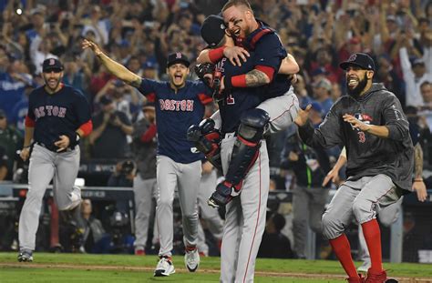 Lots of red and blue: Why are the Red Sox wearing their alternate ...