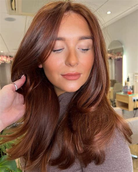 29 Auburn Hair Color Ideas for a Stunning Red-Shaded Look - CreativeBooster