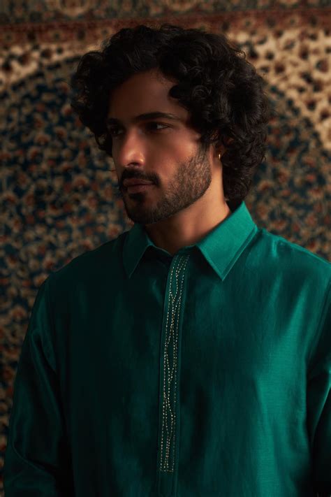 Buy Emerald Green Pathani Kurta Set by Charkhee at ScrollnShops