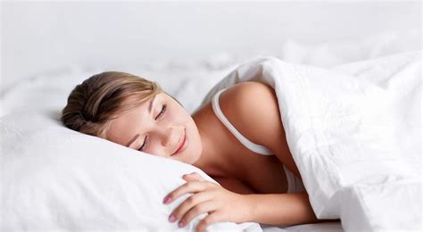 How to Sleep On Your Period to Prevent Leaking - ONDR