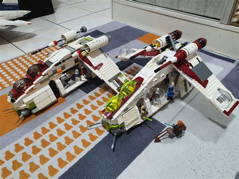 Some parts I already owned + some more from Bricklink (and waiting a few more) and two versions ...