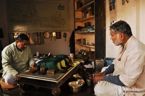 What Travelling earns....People?