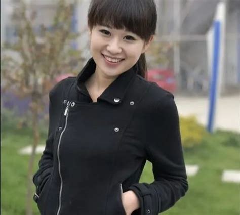 关之琳55岁，张曼玉53岁，刘嘉玲52岁，没对比就没伤害！