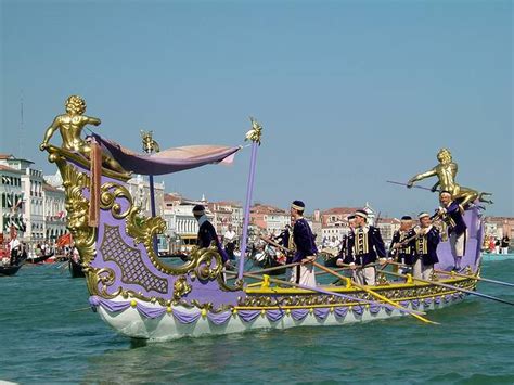 划船比赛 的图像结果