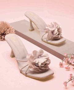 Buy India's Trending Picks 2026 — Kitten Heels for Women | JM Looks