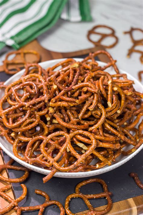 Smoked Ranch Pretzels | Spicedblog