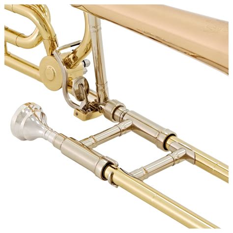 King 608F Bb/F Tenor Trombone, Gold Brass Bell at Gear4music