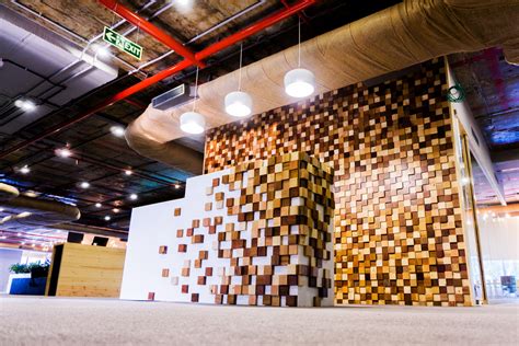 Industrial-Chic and Modern Interiors for an Office in Bangalore | homify