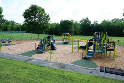 Maple Grove-Weaver Lake Elementary School