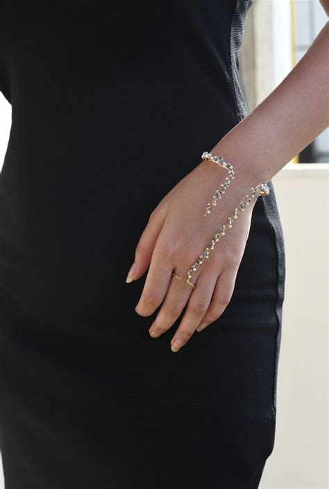 Ishkaara: Stunning Bracelet Designs To Uplift Your Look