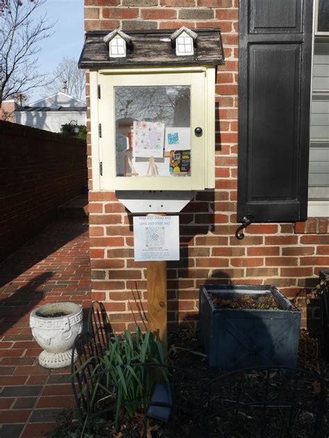 Little Free Libraries - teejay.blog