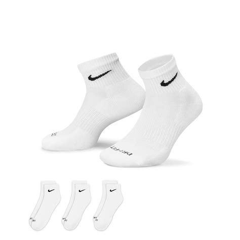Womens White Ankle Socks. Nike.com