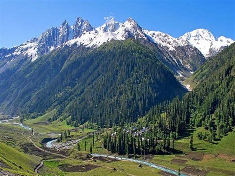 Sonamarg: Photos of Sonamarg | Pictures of Famous Places, Attractions ...