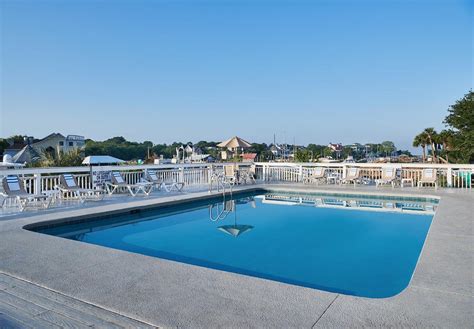 SHEM CREEK INN (Mount Pleasant) - Hotel Reviews, Photos, Rate ...