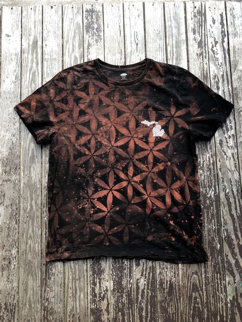 Bleached Flower of Life Pocket Tee