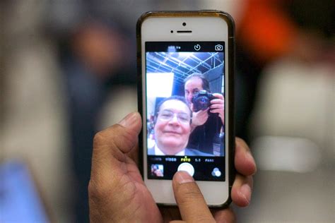 Personal Mobile Device 的图像结果