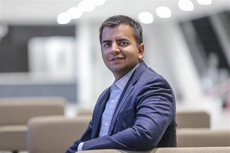 Ola Founder Bhavish Aggarwal Plans to Produce Made-in-India Electric Car By 2024 - Bloomberg