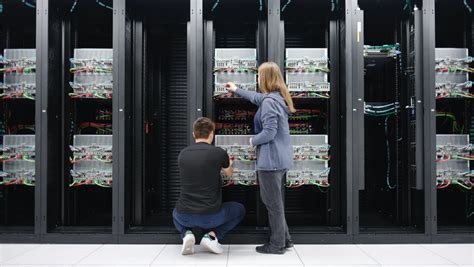 記録を塗り替え続ける NVIDIA cuOpt アルゴリズムがルート最適化ソリューションを 100 倍高速化 - NVIDIA 技術ブログ