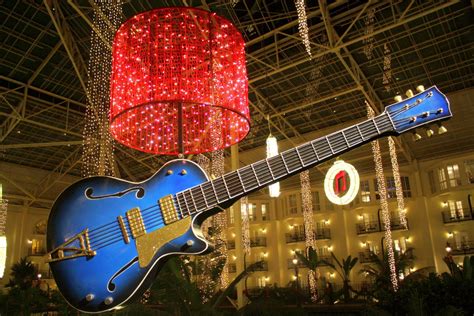 Nashville Christmas Lights 2026-2027 - Rove.me