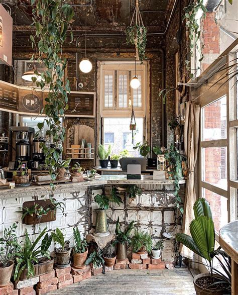 Coffee and…Plants! We all know that New York has an infinity of amazing ...