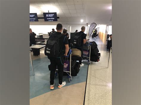 Eng vs NZ: Kiwi players and staff leave for UK