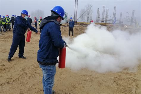 贵州工程公司 基层动态 风脉太康项目开展“消防安全应急演练”、“安全防护救急演练”