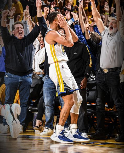 Night Night by Stephen Curry | Joueurs de la nba, Nba, Joueur