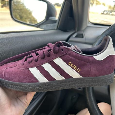 MESSAGE ME ONLY LEGIT OFFERS Adidas Gazelle sneakers... - Depop