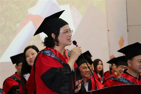 台州技师学院摘筹后欢送首批毕业生-台州频道