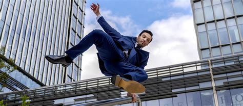 The Top 23 Men’s Suit Brands: An Exhaustive List