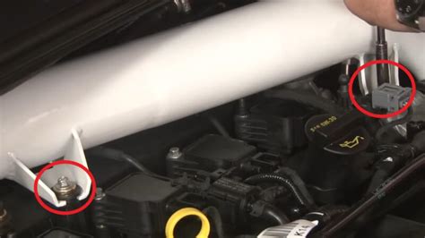 How to Install Spark Plug Insert Small Engine 的图像结果