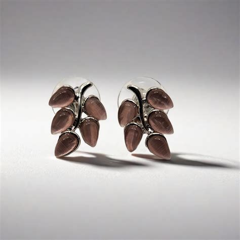 PINK FLORAL CLASSY NECKPIECE WITH EARRINGS SET – Girl Got Dazzle