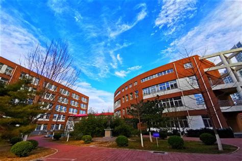 扬州最好的几所高中，江苏省邗江中学，能否上榜？_高考