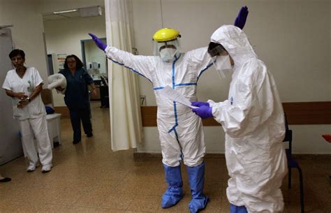 Tel Aviv: Preparing to help people infected with the Ebola virus