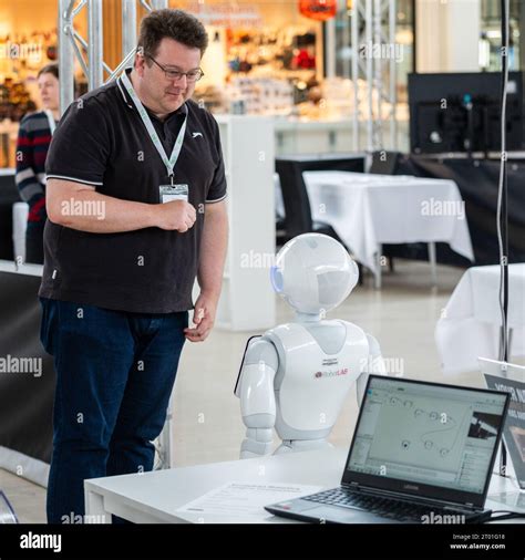 Pepper the hospitality robot from Robot Lab at Milton keynes smart city ...