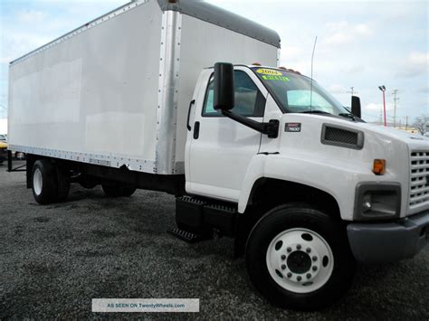 2004 Gmc C7500 24ft Box Truck