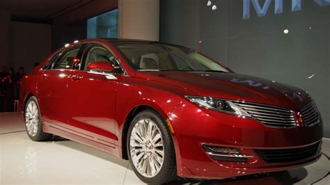 2013 Lincoln MKZ: New York Auto Show Live Shots