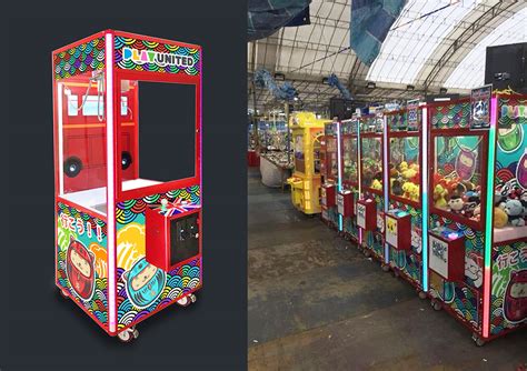 Claw Machine Hand 的图像结果