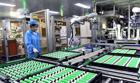 杉杉科技10万吨锂离子电池负极材料包头基地正式投产_搜狐汽车_搜狐网