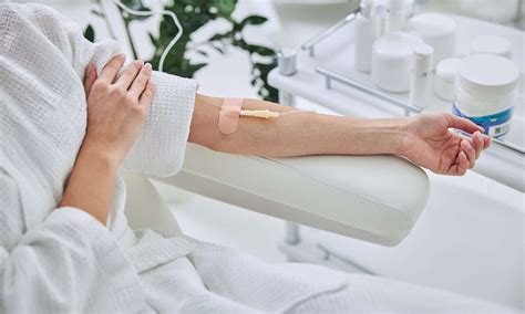 5 Reasons Intravenous Drip Therapy is Good For You - Natural Heart Doctor