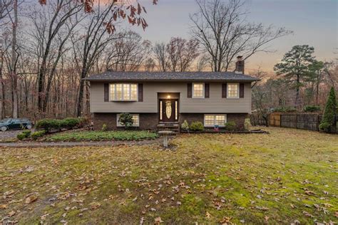 107 Braddock Ave, Hammonton, NJ 08037 | Homes.com
