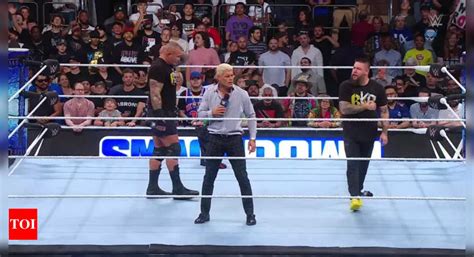 WWE SmackDown, June 28, 2024: An epic 6-man street brawl between Cody ...