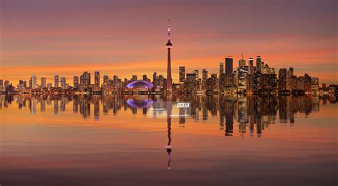 High Resolution Photos of the Toronto Skyline - VAST