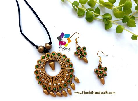 Handmade Terracotta Jewelry Set in Gold shade With adjustable Dori ...
