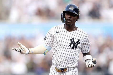 "Nobody likes this" – Outrage erupts after ESPN's in-game interview ...