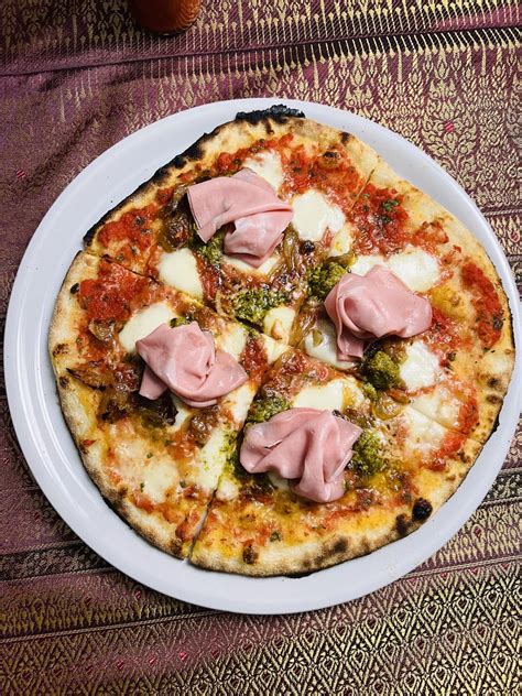 Easter Sunday Thin Crust Roman Pizza : r/Pizza