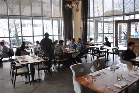 the fulton atrium vs dining room