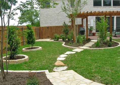 Small Backyard Landscaping Tips at Margaret Clemons blog