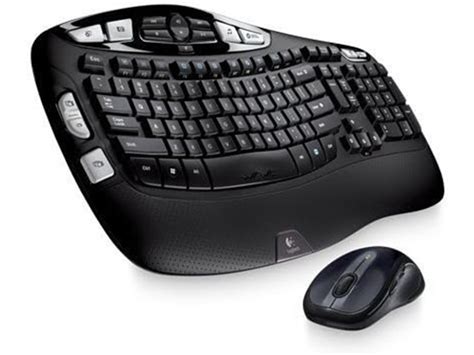 Logitech 的图像结果