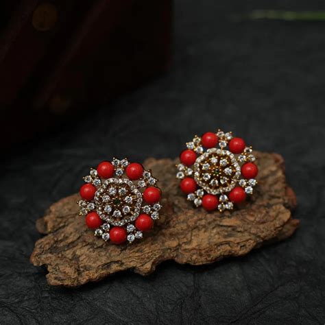 Raka Zircon Ear Stud - Coral